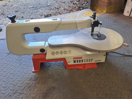 Axminster craft scroll - scroll, saw