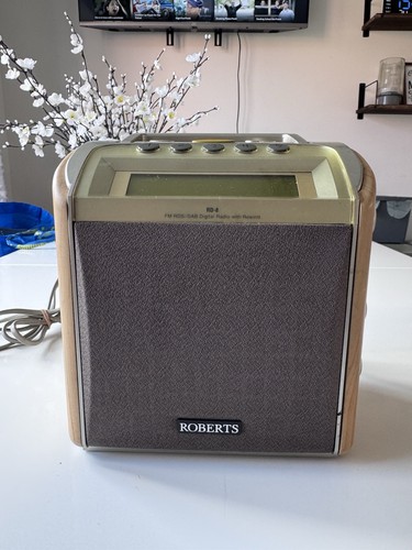 Roberts dab fm - roberts, digital