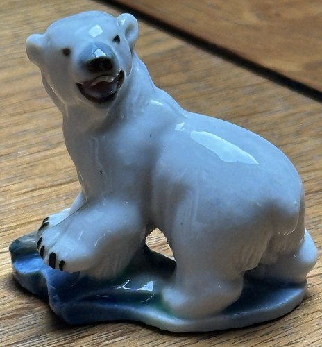 Wade england whimsies polar - wade,