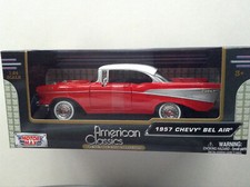 Motor Max NEW American Classics 1957 Chevy Bel Air Premium Die Cast 1:24