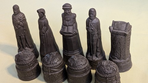 Scottish chess mould - chess, mould's