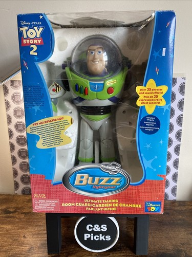 Buzz lightyear toy - lightyear, story