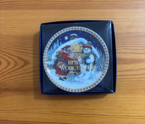 Royal worcester christmas - royal,