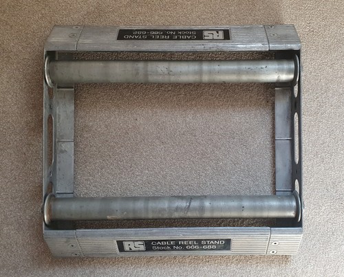 Cable drum roller - rs,