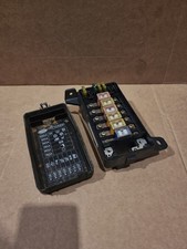 Land Rover Defender Td5 Puma TDCI Fuse Box Underseat YQE000180 LR021818