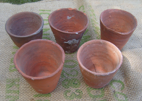 Vintage hand thrown - x,
