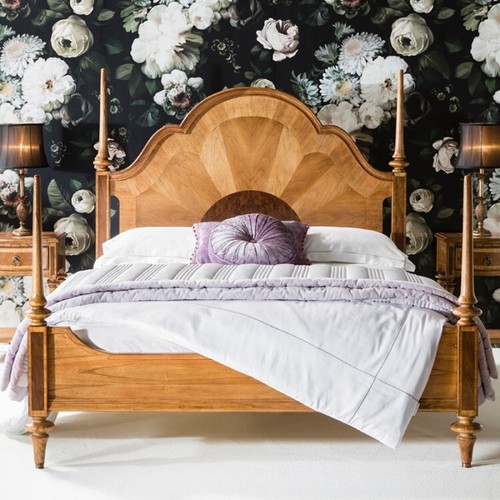 Poster bed walnut veneers - walnut,