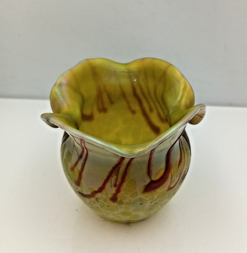 Palme könig uranium glass - a.,