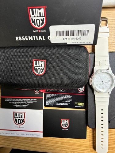 Luminox watch white silicone - white,