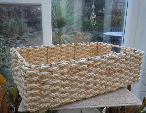 Large natural water hyacinth - large,