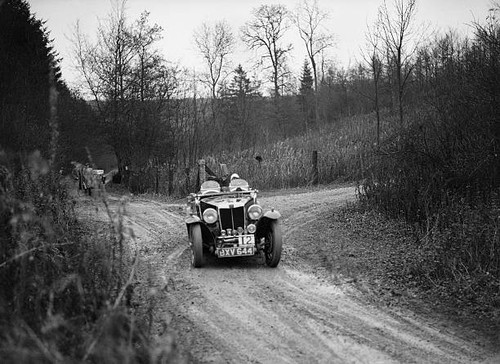 Magnette competing the - mg,