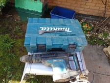 Makita HM1203C/1 Medium Duty