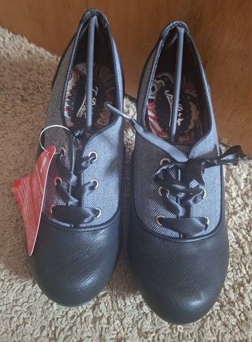 Joe browns shoes size - browns,