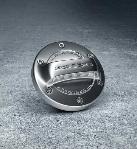 Porsche fuel tank - fuel, in