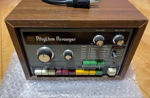 Roland analog rhythm - tr-66,