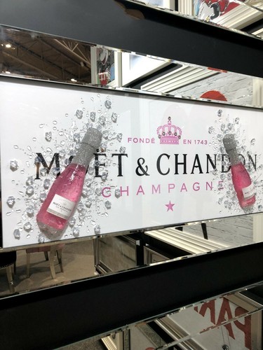 Pink moët and chandon - and,