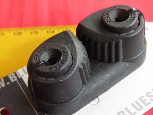 Medium cam cleat - cleat, 10mm