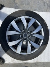 VOLKSWAGEN TOUAREG CR7 3