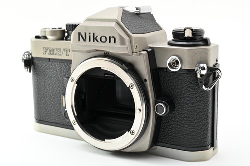 Near mint nikon - mint],