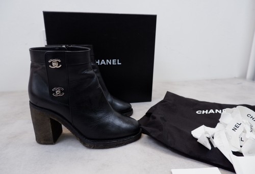 Chanel 18k turn lock - chanel,