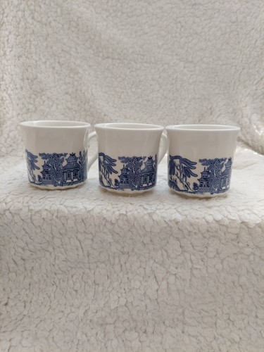 Vintage churchill blue willow - churchill,