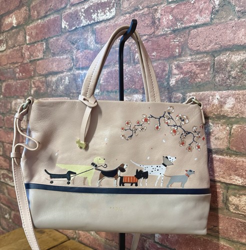 Radley friends walk in - in, the