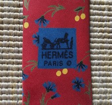 Hermès 100% silk tie