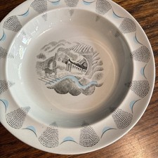 Wedgwood Eric Ravilious Train 9 inch soup/desert bowl