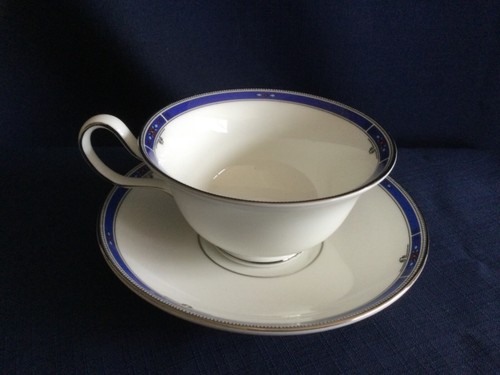 Wedgwood kingsbridge peony - kingsbridge,