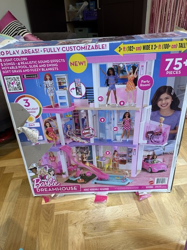 Barbie dream house - house, three