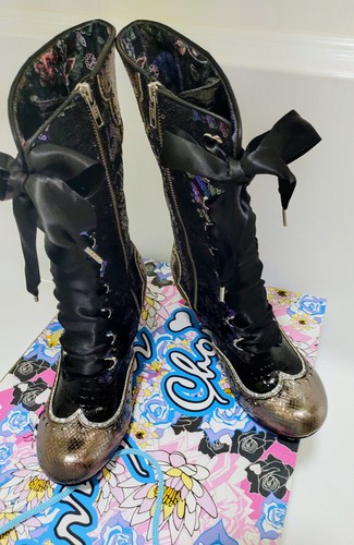 Irregular choice chimney smoke - chimney,