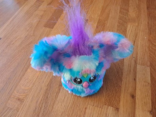 Furby furblet mer may - furby, "mer-may"