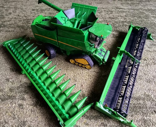 Britains ertl john deere s690i - ertl,