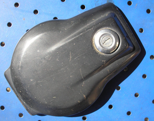 Fuel tank lock flap - , cover