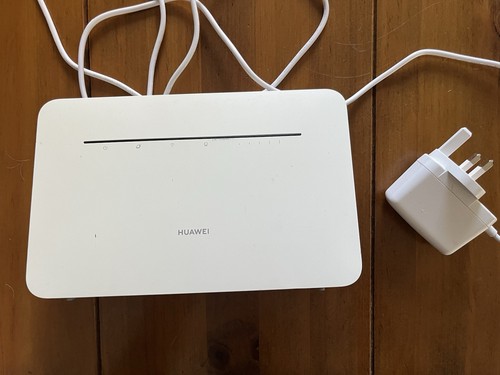 Boxed huawei b535 232 - 4g, lte
