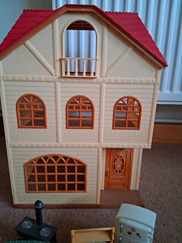 Sylvanian families storey - sylvanian,