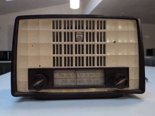 Rare vintage valve radio - rare,