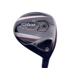 Used Titleist 913F-D 3 Fairway Wood / 15 Degrees / Stiff Flex