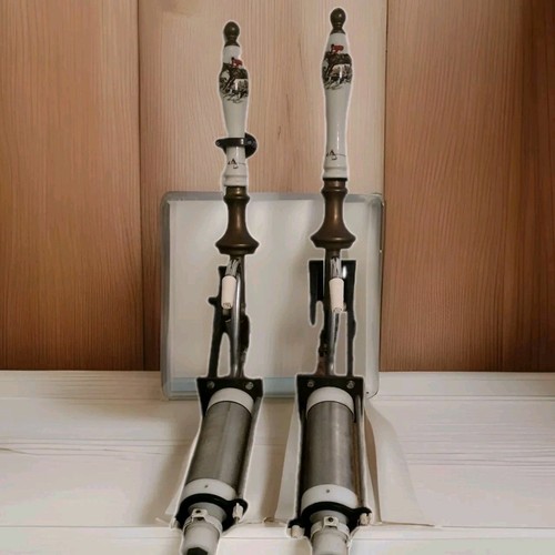 Pair vintage gene beer - vintage, hi-gene
