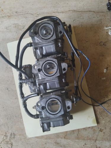 Yamaha 40hp outboard carbs - yamaha,