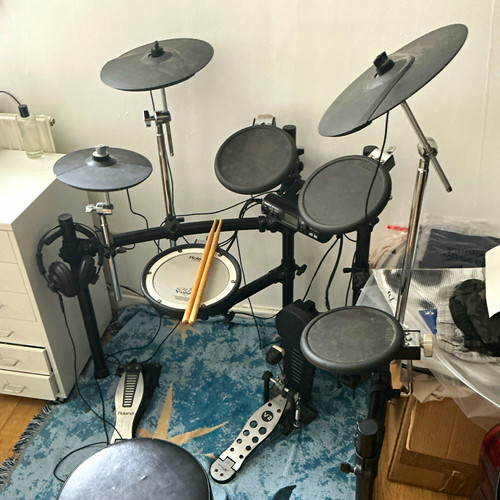 Roland electronic drum - drum, kit