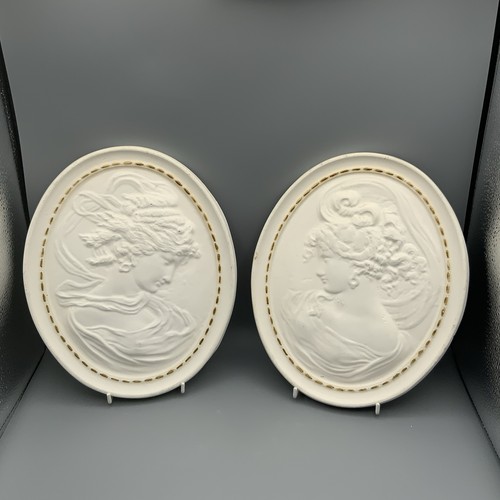 Cameo vtg chalkware - cameo, oval