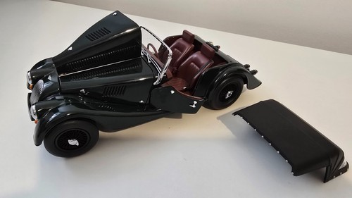Kyosho scale diecast - 1/18,