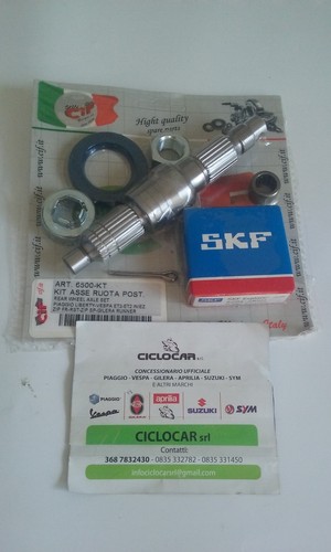 Rear wheel hub axle type - hub,