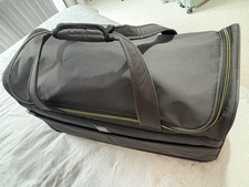 TRIPP LARGE WHEELED HOLDALL &