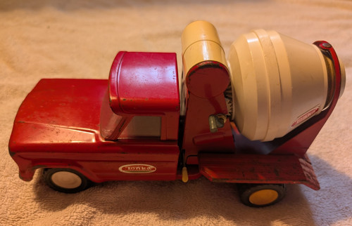 Vintage 1960s red - red, tonka