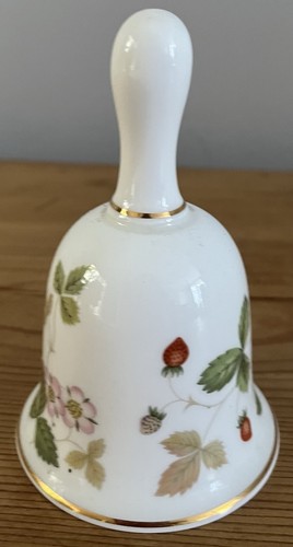 Wedgwood bone china wild - bone,