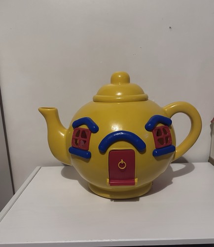 Bluebird big yellow teapot - bluebird,