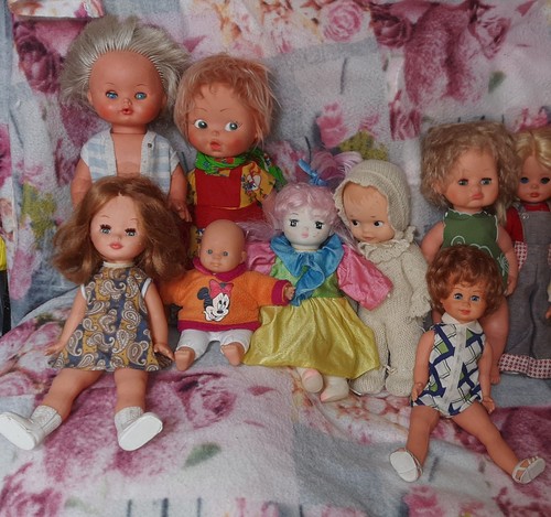 Vintage dolls lot - dolls,