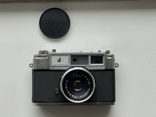 Yashica 35mm rangefinder - 35mm,